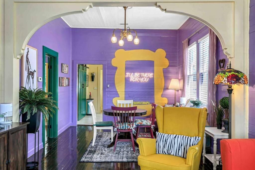 Friends Airbnb Themed 2Bed 2Bath Walkable To All Of Ybor Tampa Kültér fotó