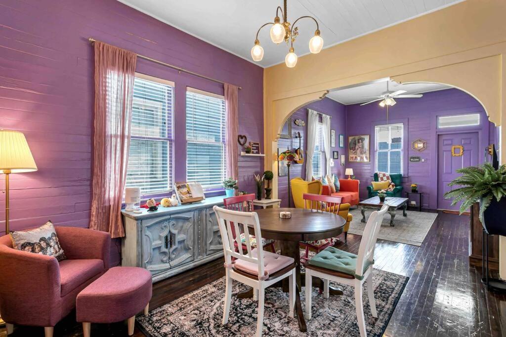 Friends Airbnb Themed 2Bed 2Bath Walkable To All Of Ybor Tampa Kültér fotó